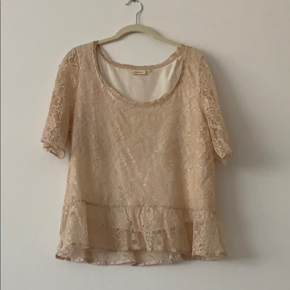 💕🎀 SALE 🎀💕 Anthropologie Cream Lace Peplum Top